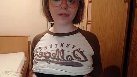 Snapshot of chmiri chatting on 12/08/24, 07:11 chmiri online show from 12/08/24, 07:11