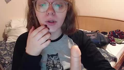 Snapshot of chmiri chatting on 09/13/25, 02:28 chmiri online show from 09/13/25, 02:28