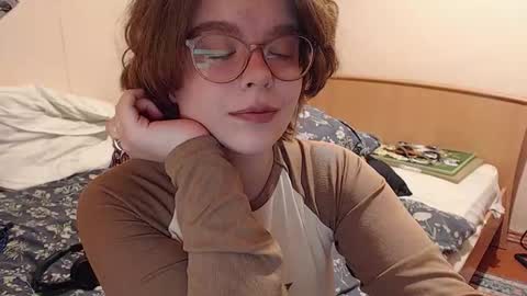 Snapshot of chmiri chatting on 10/05/25, 03:21 chmiri online show from 10/05/25, 03:21