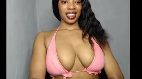 Snapshot of choco_chocoxx chatting on 04/19/26, 08:24 ESTHER online show from 04/19/26, 08:24