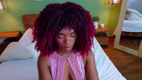 Snapshot of choco_goddess_ chatting on 10/25/25, 02:13 Camila Love online show from 10/25/25, 02:13