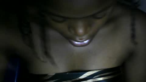 Snapshot of choco_slut7 chatting on 06/26/26, 05:28 HotChocolate online show from 06/26/26, 05:28