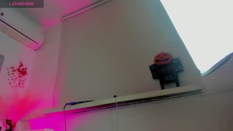 chocobunny1 online show from 11/09/25, 04:11