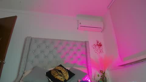 chocobunny1 online show from 11/12/25, 12:16