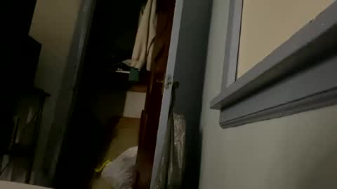 chococat06 online show from 04/01/26, 12:22