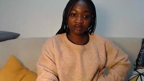 Snapshot of chocolate_desiree chatting on 05/19/26, 06:31 Lofti online show from 05/19/26, 06:31