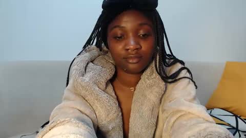 Snapshot of chocolate_desiree chatting on 05/31/26, 10:44 Lofti online show from 05/31/26, 10:44