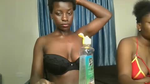 Snapshot of chocolate_iva chatting on 10/05/25, 01:20 Iva online show from 10/05/25, 01:20