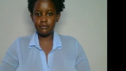 chocolate queen25 online show from 04/15/26, 08:43