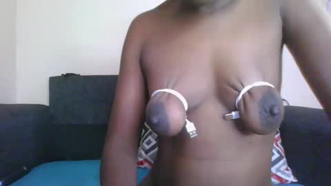 chocolatebby90 online show from 10/03/25, 08:39