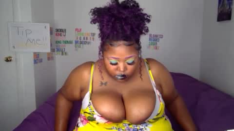 Snapshot of chocolatebunnyxx69 chatting on 01/08/25, 12:17 Melina online show from 01/08/25, 12:17