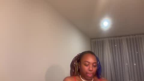 Snapshot of chocolatecakequeen chatting on 12/03/25, 03:03 ChocolateCakeQueen online show from 12/03/25, 03:03