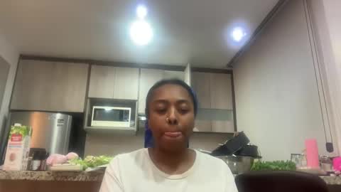 Snapshot of chocolatecakequeen chatting on 01/17/26, 05:45 ChocolateCakeQueen online show from 01/17/26, 05:45