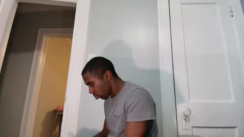 chocolatedolla online show from 12/25/24, 12:16