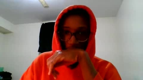 Chocolatinhermoso online show from 12/09/24, 04:37
