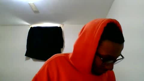 Chocolatinhermoso online show from 01/10/25, 04:41