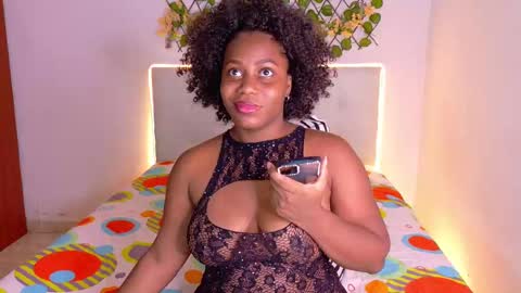 Snapshot of chocoo_dessert chatting on 09/18/25, 07:10   online show from 09/18/25, 07:10