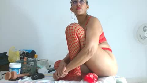 Snapshot of chocorramitavagina19 chatting on 03/24/26, 01:16 maria online show from 03/24/26, 01:16