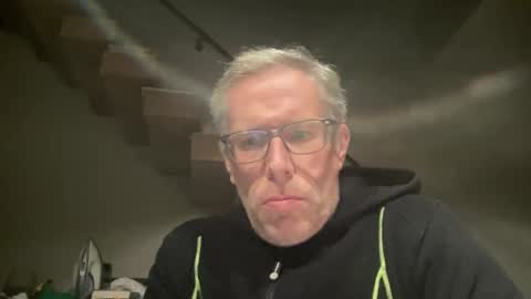 choupipat1 online show from 03/02/25, 09:32