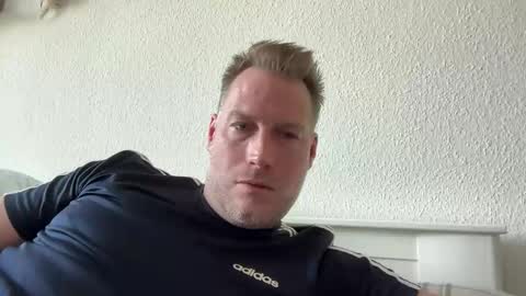 Snapshot of chris2024x chatting on 05/03/26, 10:43 Christian online show from 05/03/26, 10:43