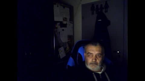 Chris online show from 10/05/25, 02:32