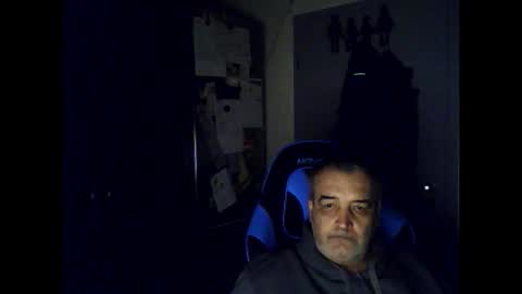 Chris online show from 10/12/25, 04:00