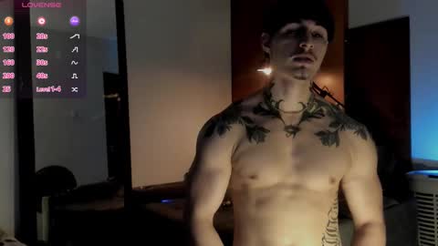 chris_angel01 online show from 11/13/25, 07:51