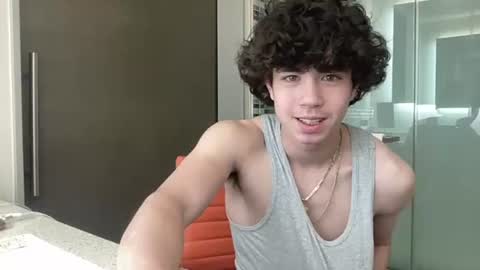 chris_baker1 online show from 04/23/26, 04:24