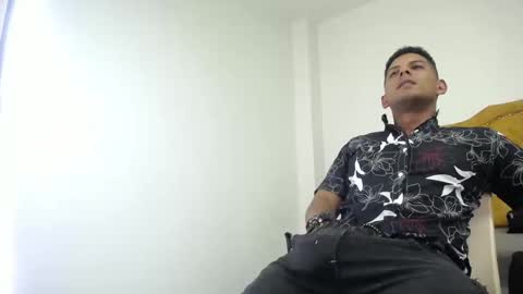 Snapshot of chris_dick2 chatting on 05/13/26, 04:32 chris_dick2 online show from 05/13/26, 04:32