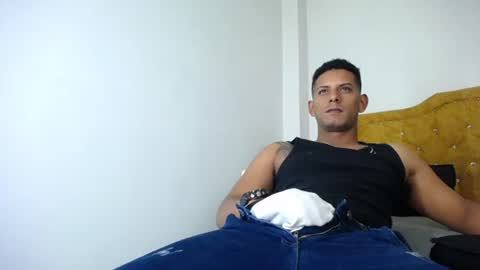 Snapshot of chris_dick2 chatting on 06/25/26, 05:12 chris_dick2 online show from 06/25/26, 05:12