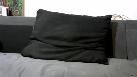 chris_horny91 online show from 12/20/25, 01:56