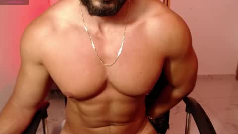 cris         Twitter magnum101010 insta magnumc20 online show from 05/19/26, 01:56