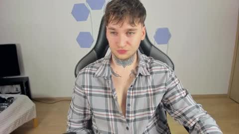 Chris Tyson online show from 12/25/24, 05:16