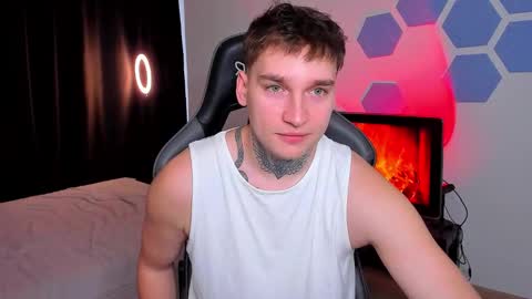 Chris Tyson online show from 12/01/25, 07:13