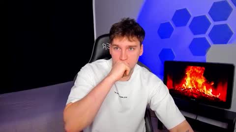 Chris Tyson online show from 01/08/26, 07:43