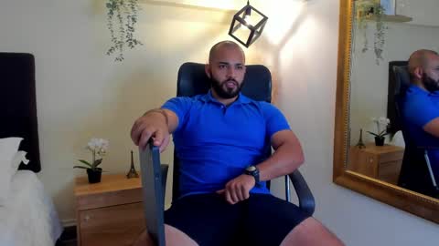 Chris Varden online show from 05/14/26, 08:15