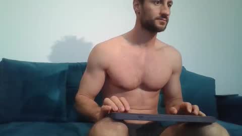 Snapshot of chrisaron chatting on 04/07/26, 04:13 chrisaron online show from 04/07/26, 04:13