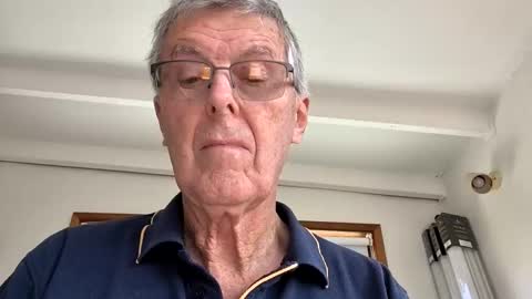 chrisbisex12 online show from 06/07/26, 12:26