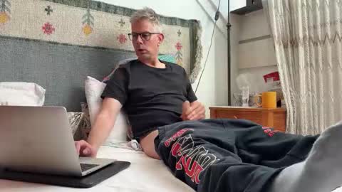 ChrisFtlvr online show from 04/24/26, 03:03