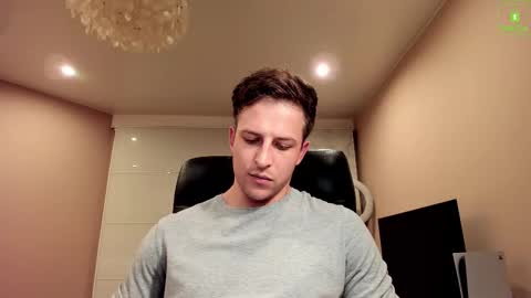 Chris online show from 09/21/25, 05:31