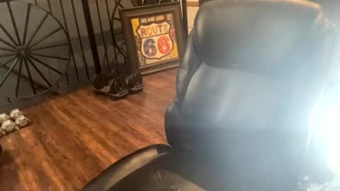 chrisfroom online show from 11/23/25, 10:48