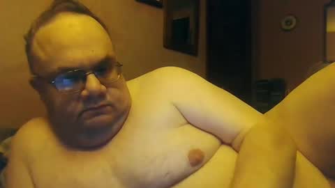 Snapshot of chrismini312 chatting on 01/29/25, 01:05 Chris The Jerk Off King online show from 01/29/25, 01:05