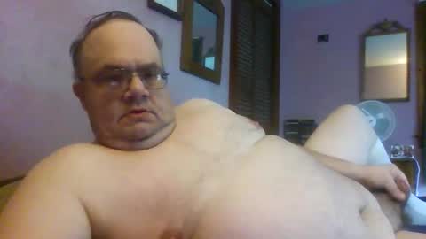 Snapshot of chrismini312 chatting on 10/31/25, 03:02 Chris The Jerk Off King online show from 10/31/25, 03:02