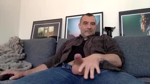 chrispanam13 online show from 04/17/26, 10:51