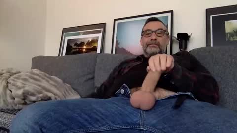 chrispanam13 online show from 05/20/26, 08:20
