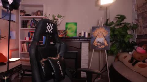 chriss_foxx online show from 04/22/26, 04:19