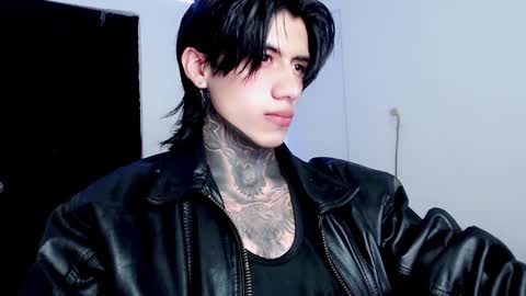 Snapshot of chriss_opp chatting on 02/13/25, 06:16 CHRIS  INDEPENT MODEL online show from 02/13/25, 06:16