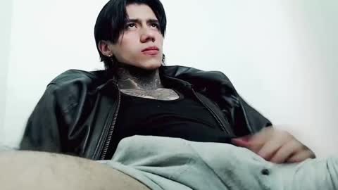 Snapshot of chriss_opp chatting on 03/10/25, 11:27 CHRIS  INDEPENT MODEL online show from 03/10/25, 11:27