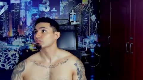 Snapshot of chriss_stewart2 chatting on 06/19/26, 02:27 Chriss Stewart online show from 06/19/26, 02:27