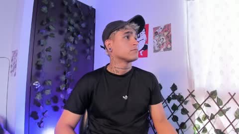 Christian Wang online show from 03/31/26, 09:59